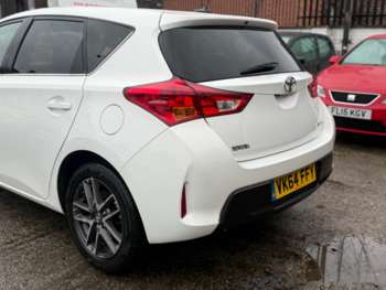 Used Toyota Auris 2014 for sale - 74398757: Photo