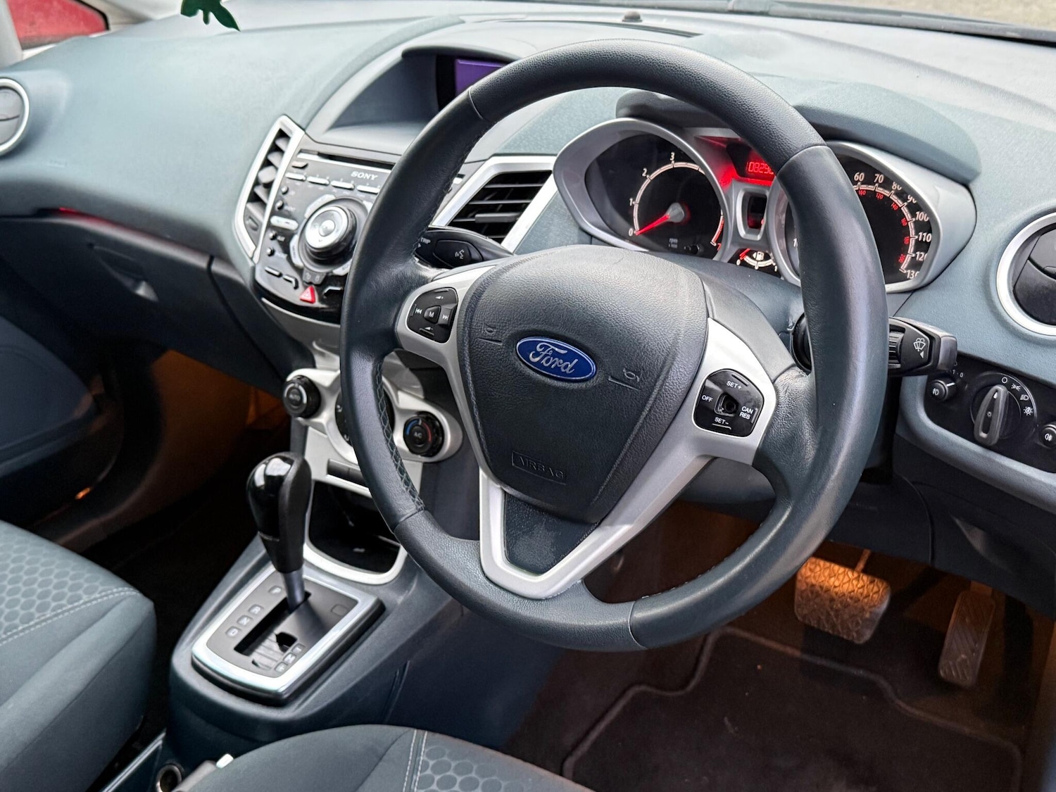 Used Ford Fiesta 2010 for sale - 76913480: Photo 18