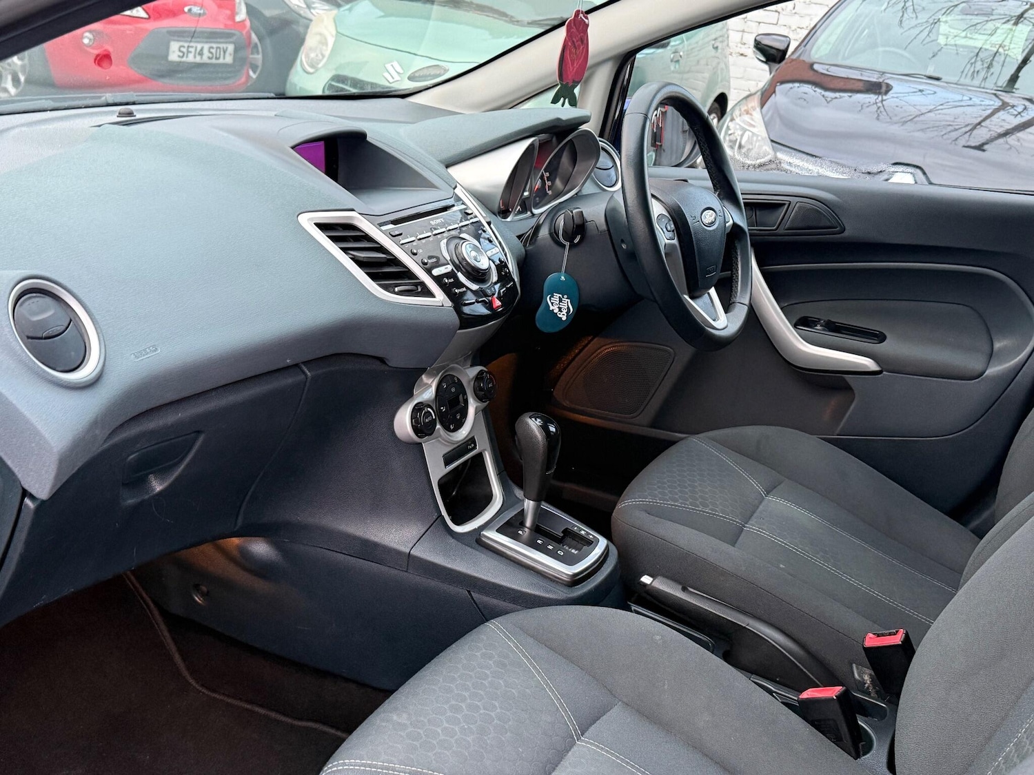 Used Ford Fiesta 2010 for sale - 76913480: Photo 21