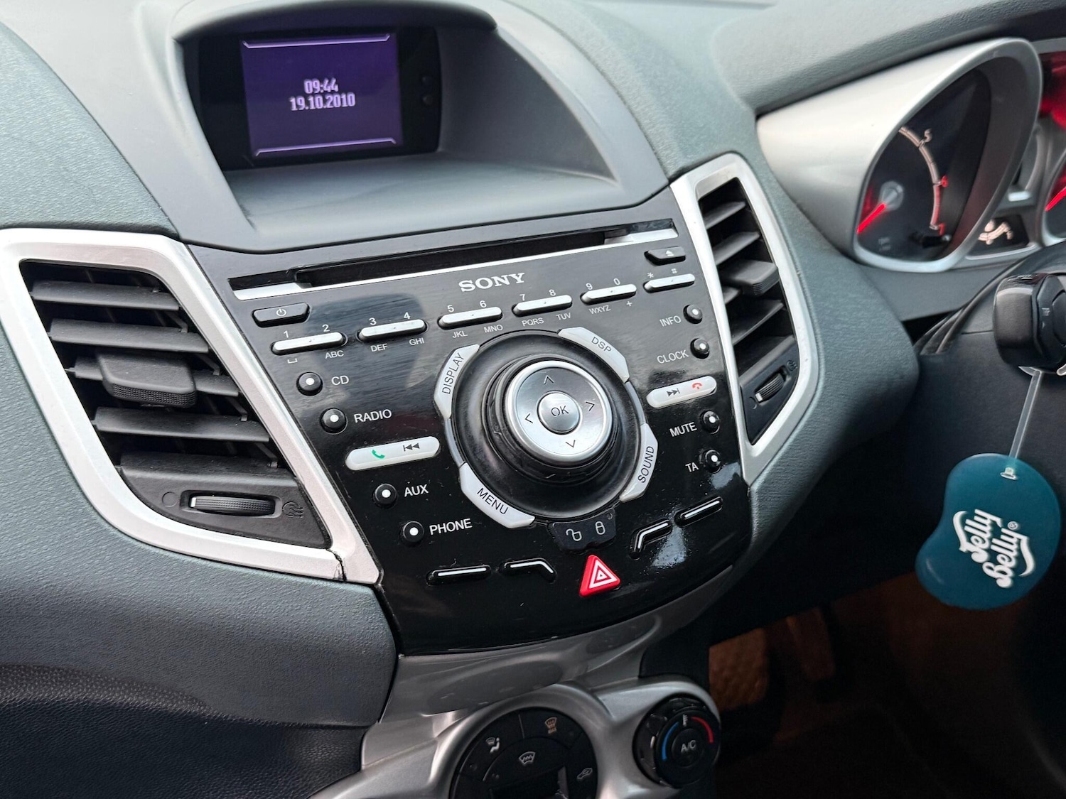 Used Ford Fiesta 2010 for sale - 76913480: Photo 26