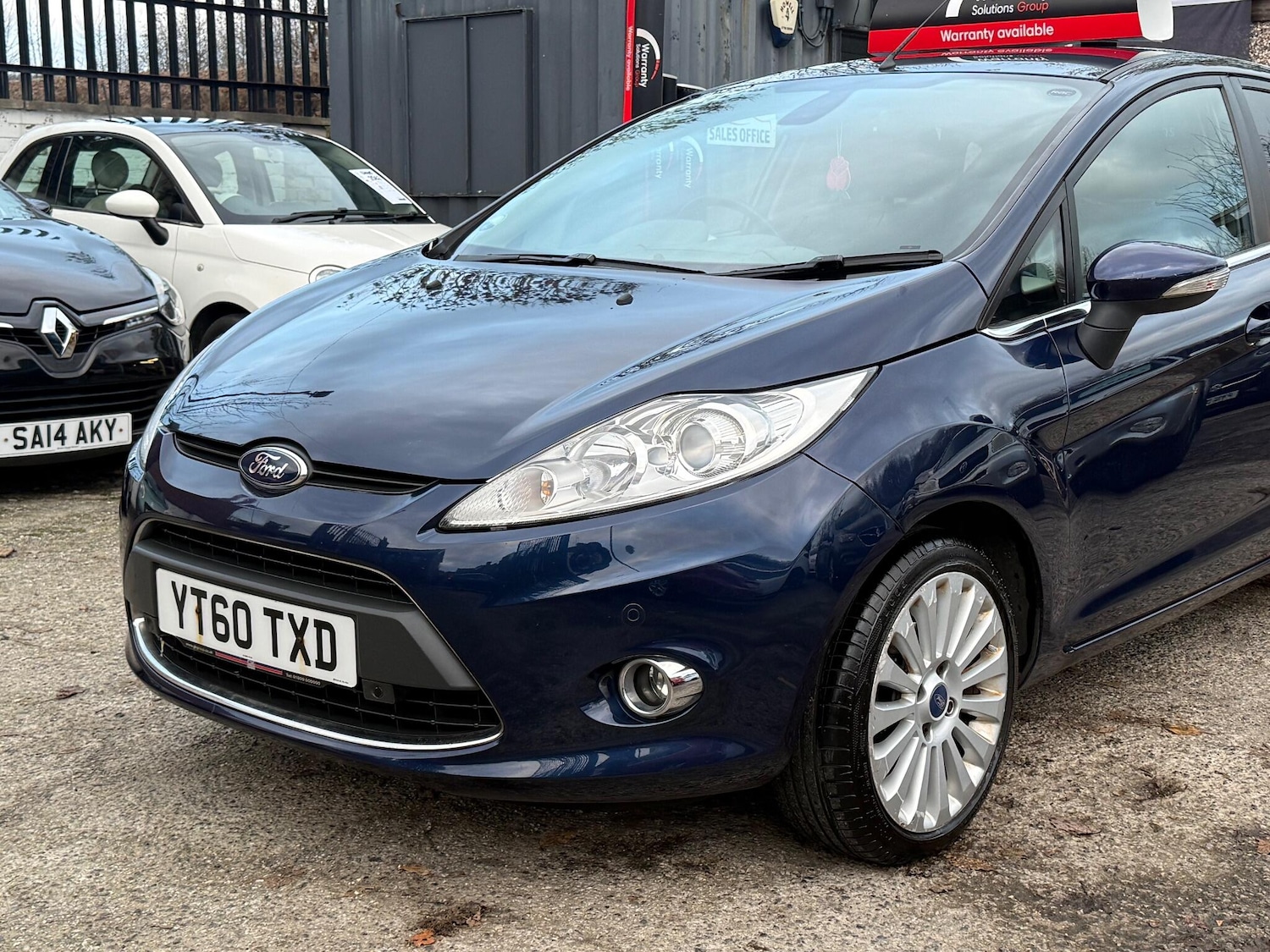 Used Ford Fiesta 2010 for sale - 76913480: Photo 8