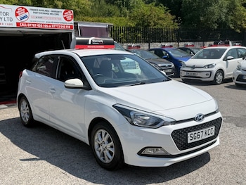 Used Hyundai i20 2017 for sale - 79223998: Photo