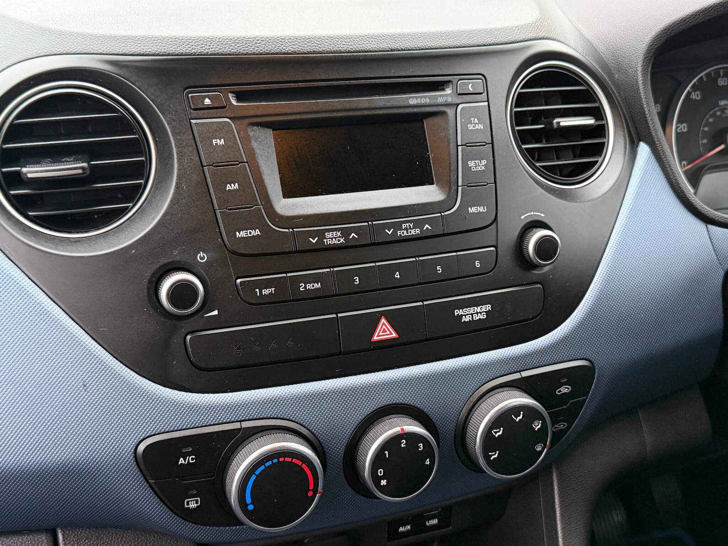 Used Hyundai i10 2014 for sale - 77144403: Photo 21