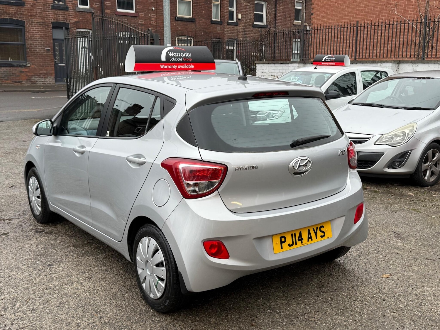Used Hyundai i10 2014 for sale - 77144403: Photo 4