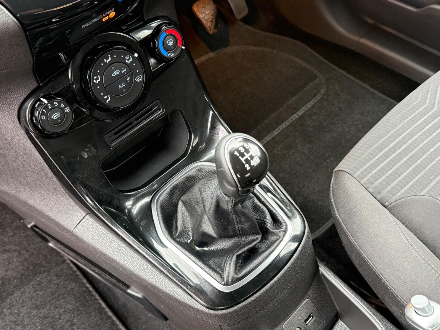 Used Ford Fiesta 2016 for sale - 77612010: Photo 18