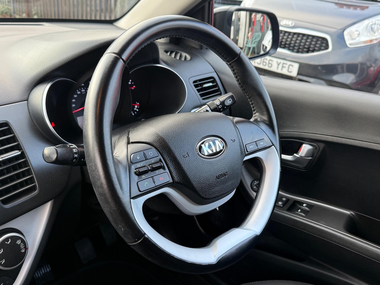 Used Kia Picanto 2015 for sale - 77229749: Photo 23