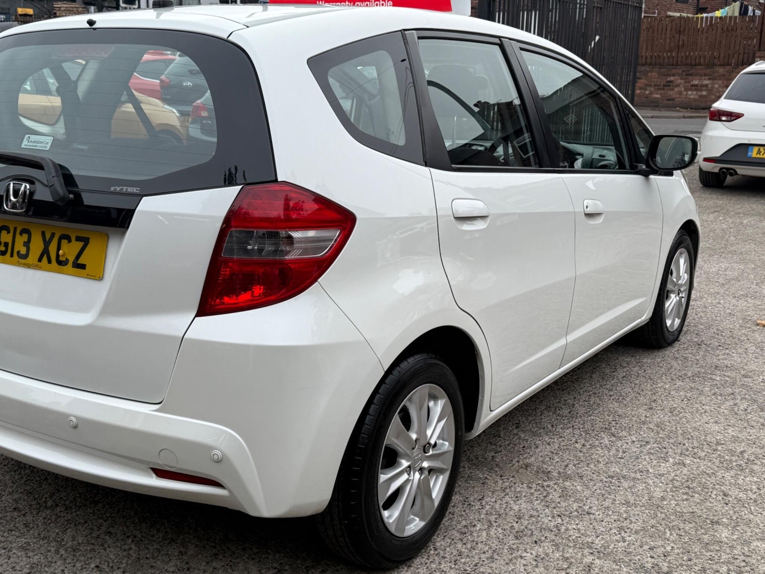 Used Honda Jazz 2013 for sale - 76423907: Photo 16