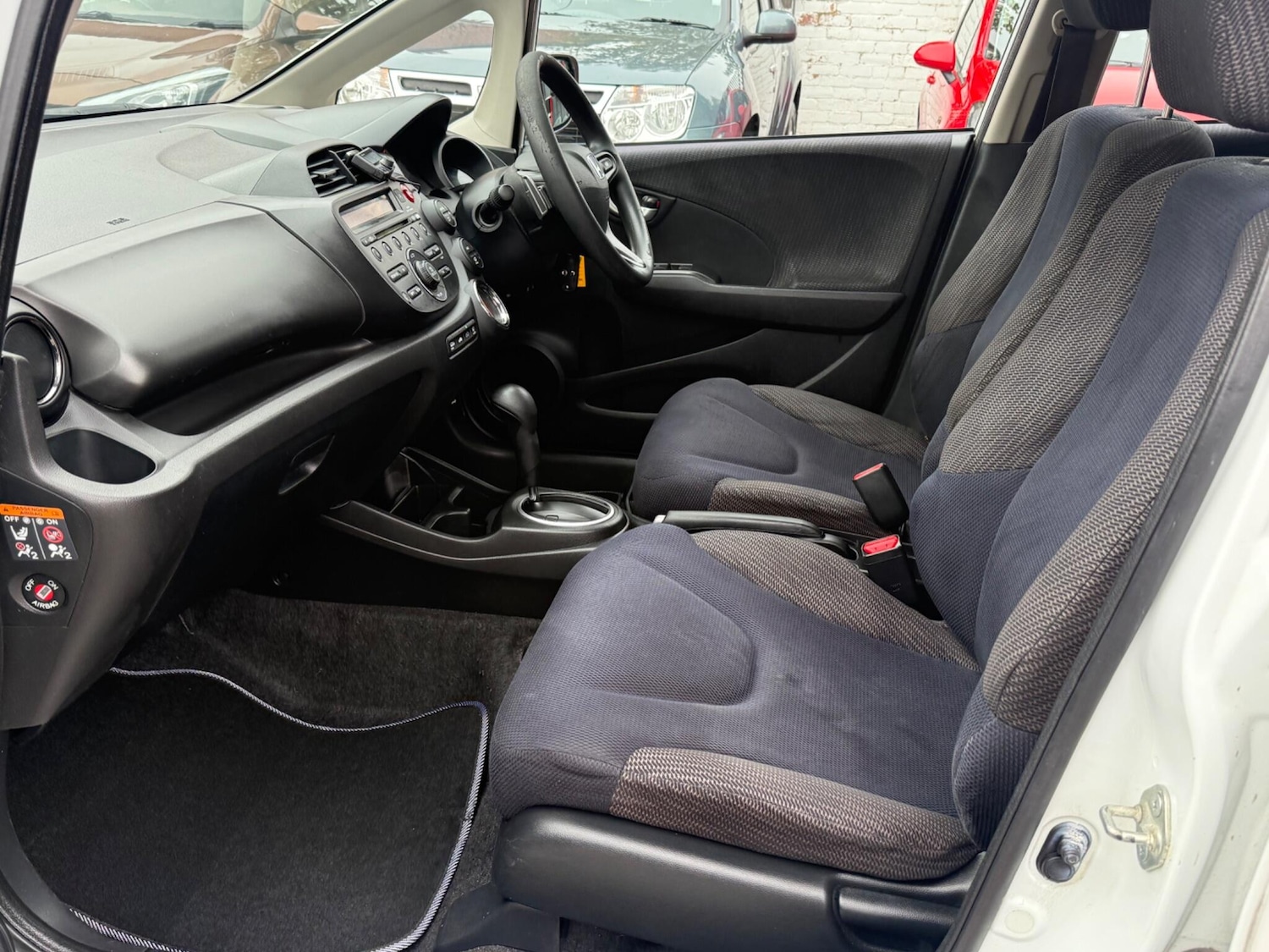 Used Honda Jazz 2013 for sale - 76423907: Photo 26