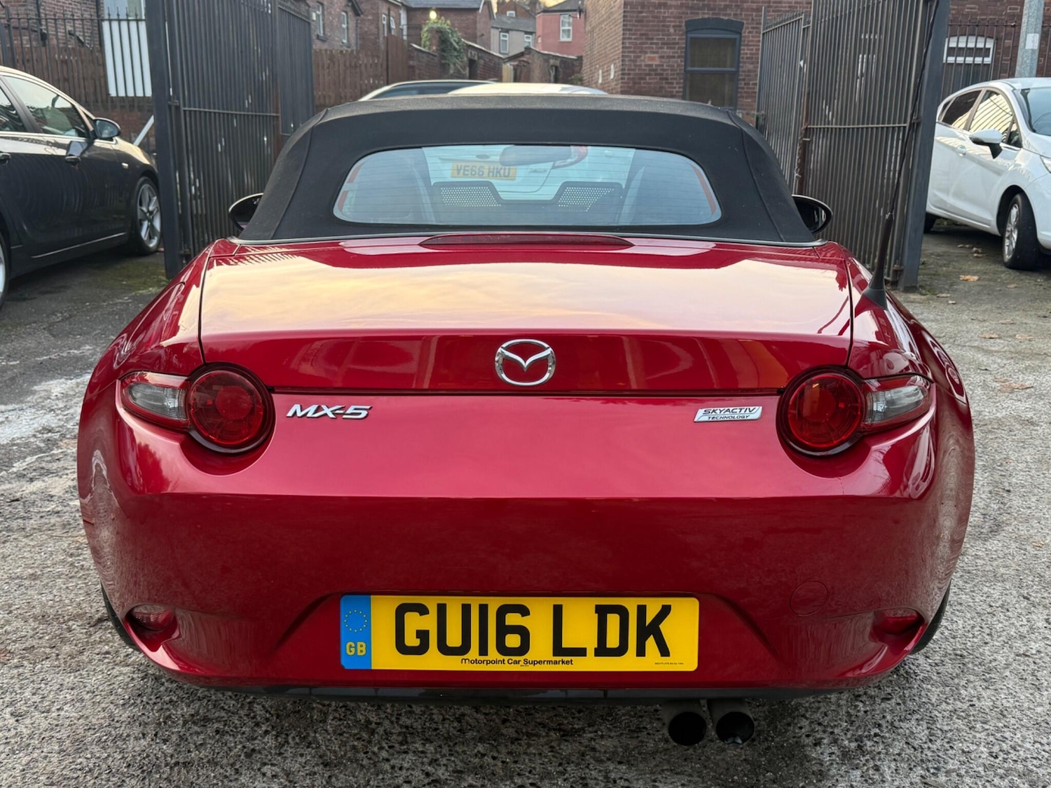 Used Mazda MX-5 2016 for sale - 76658722: Photo 10