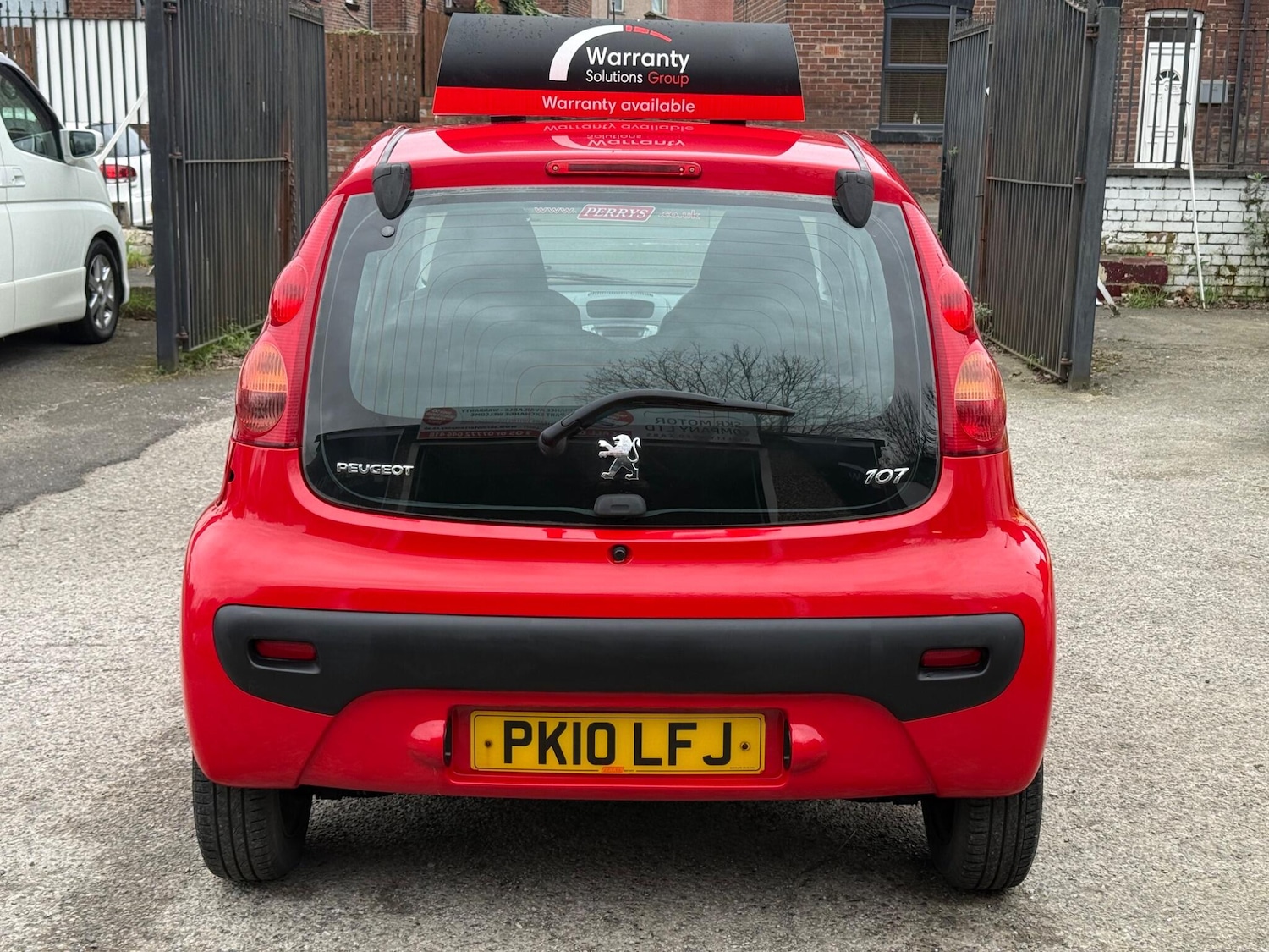 Used Peugeot 107 2010 for sale - 77853103: Photo 12