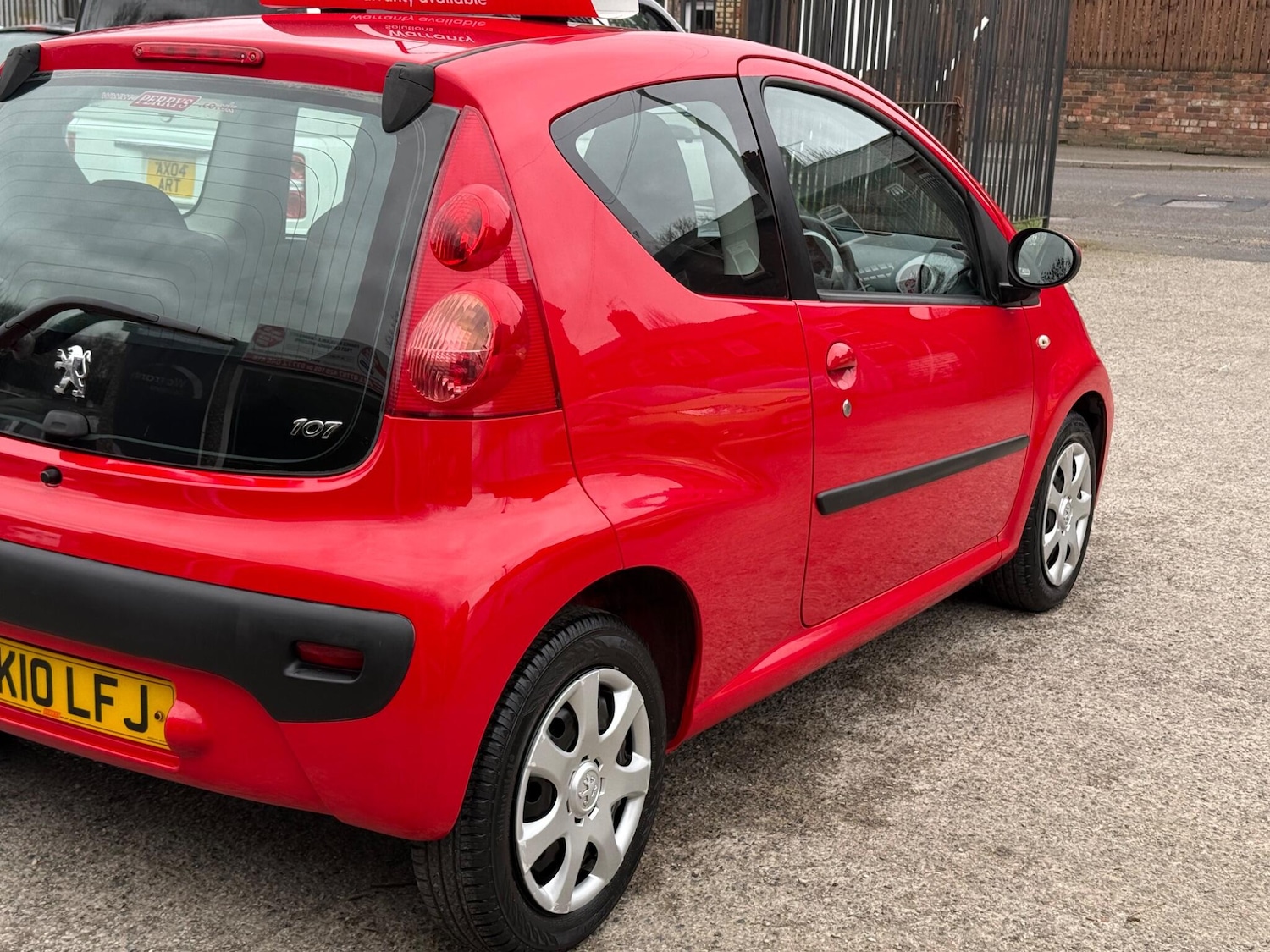 Used Peugeot 107 2010 for sale - 77853103: Photo 16