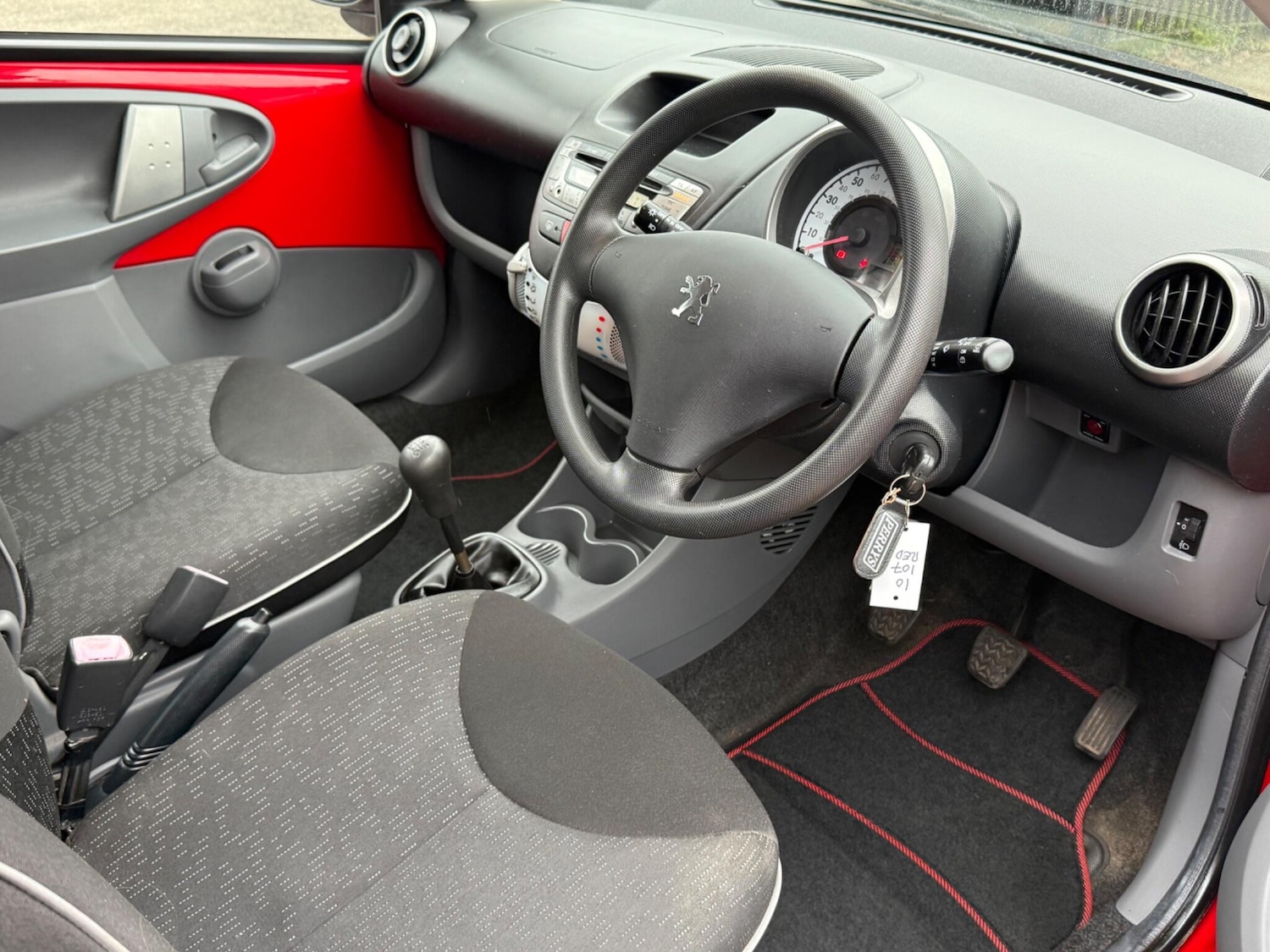 Used Peugeot 107 2010 for sale - 77853103: Photo 24