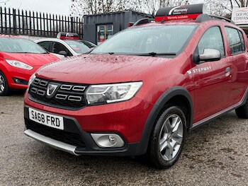 Used Dacia Sandero Stepway 2018 for sale - 77659130: Photo