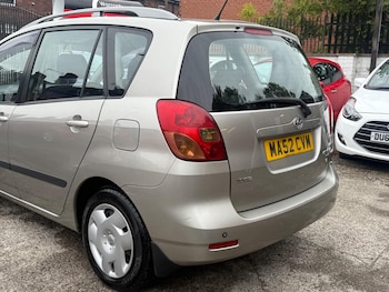 Used Toyota Corolla Verso 2002 for sale - 76136747: Photo
