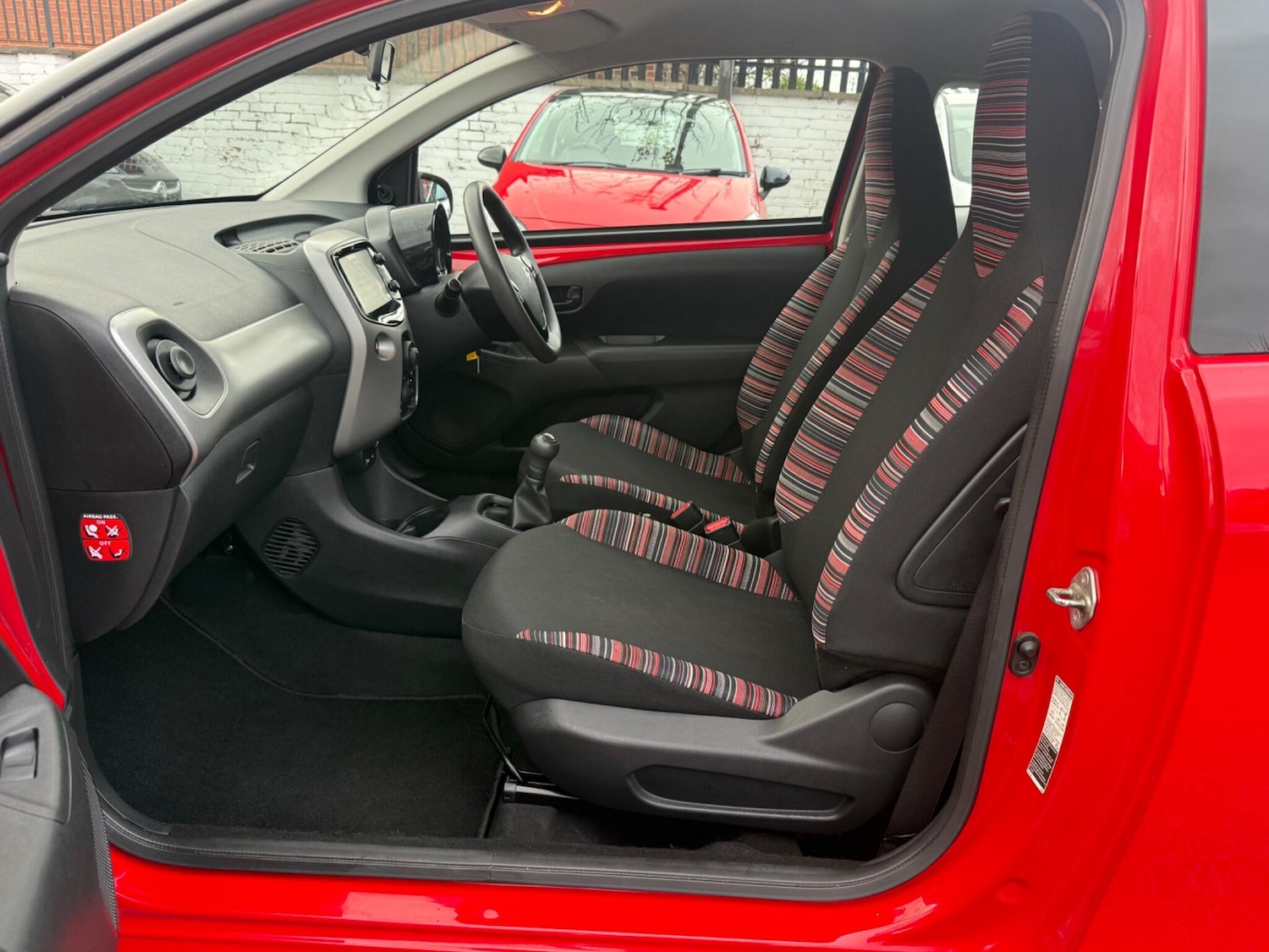 Used Citroen C1 2017 for sale - 76728452: Photo 24