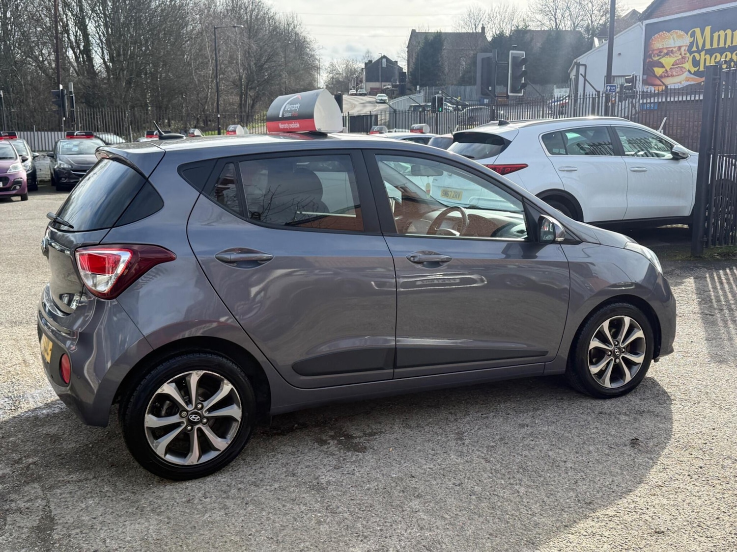 Used Hyundai i10 2017 for sale - 77658721: Photo 13