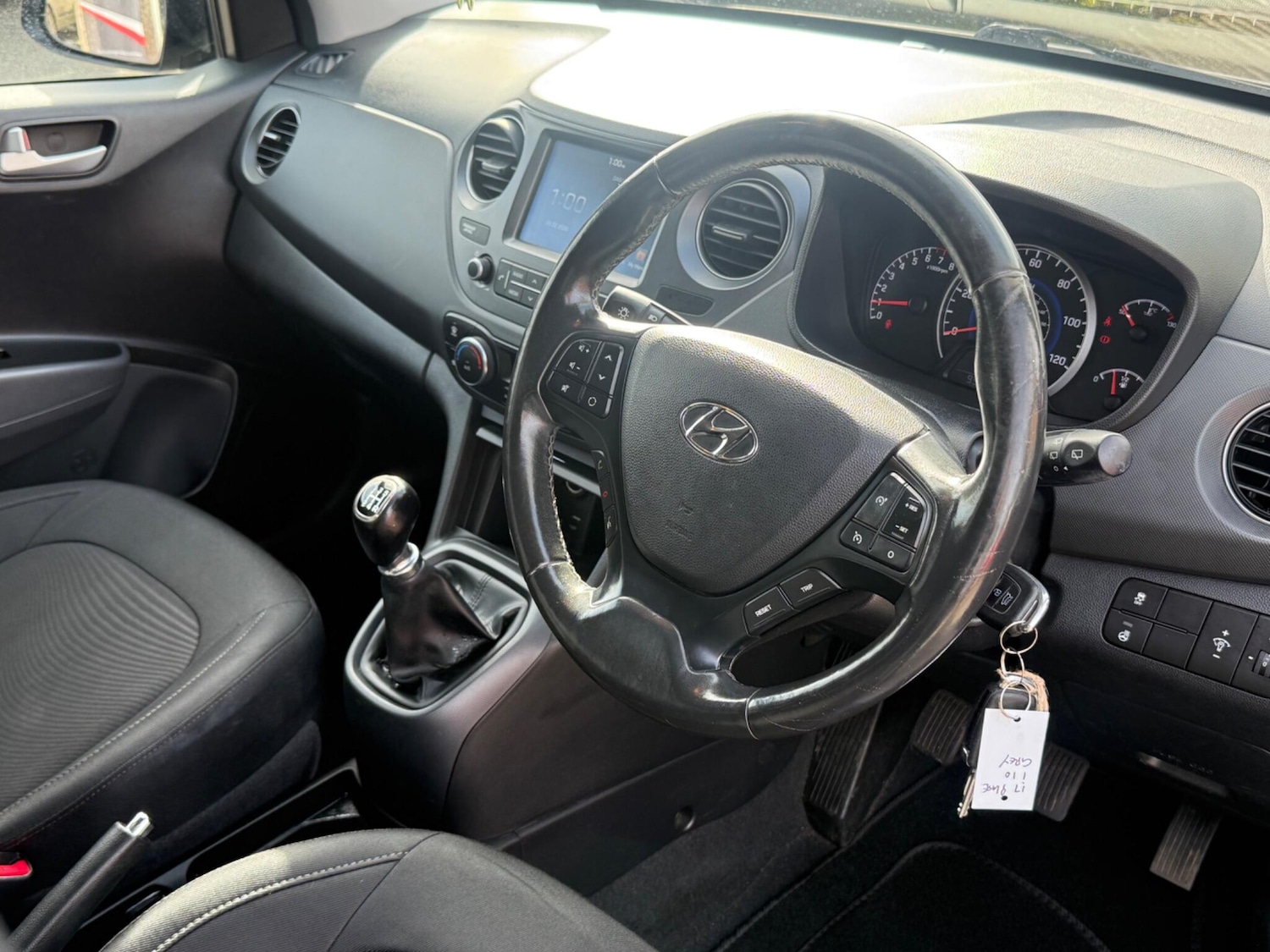 Used Hyundai i10 2017 for sale - 77658721: Photo 17