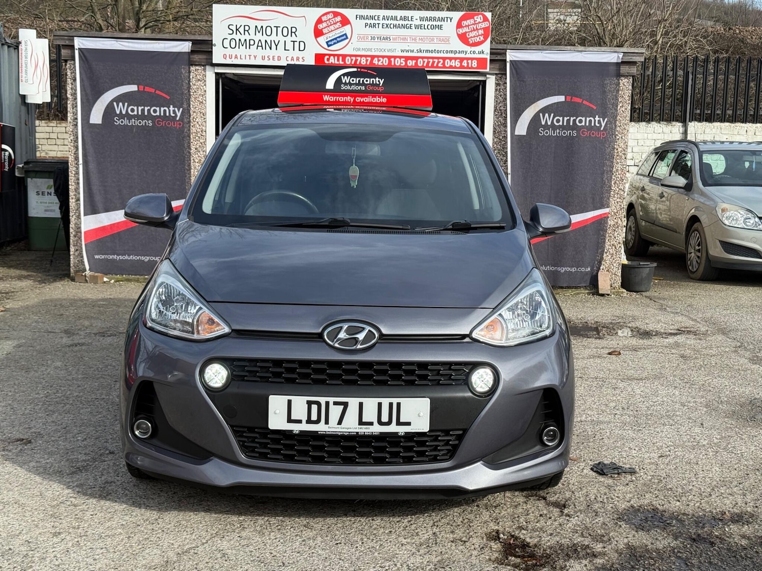 Used Hyundai i10 2017 for sale - 77658721: Photo 2