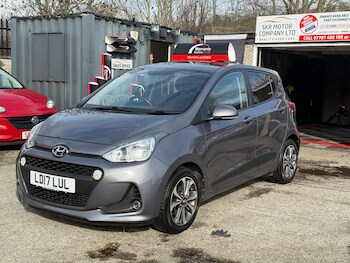 Used Hyundai i10 2017 for sale - 77658721: Photo