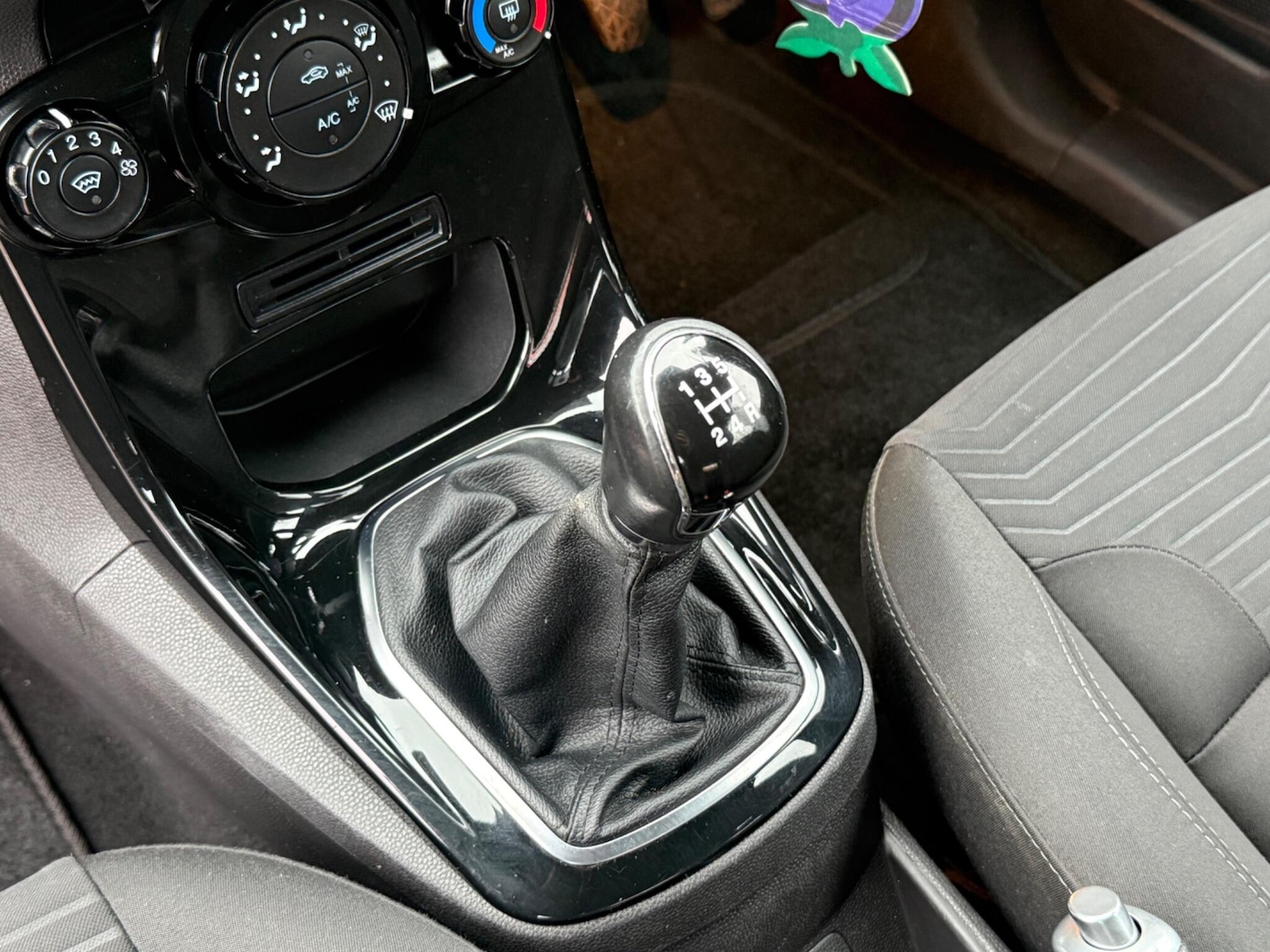 Used Ford Fiesta 2015 for sale - 77331899: Photo 18