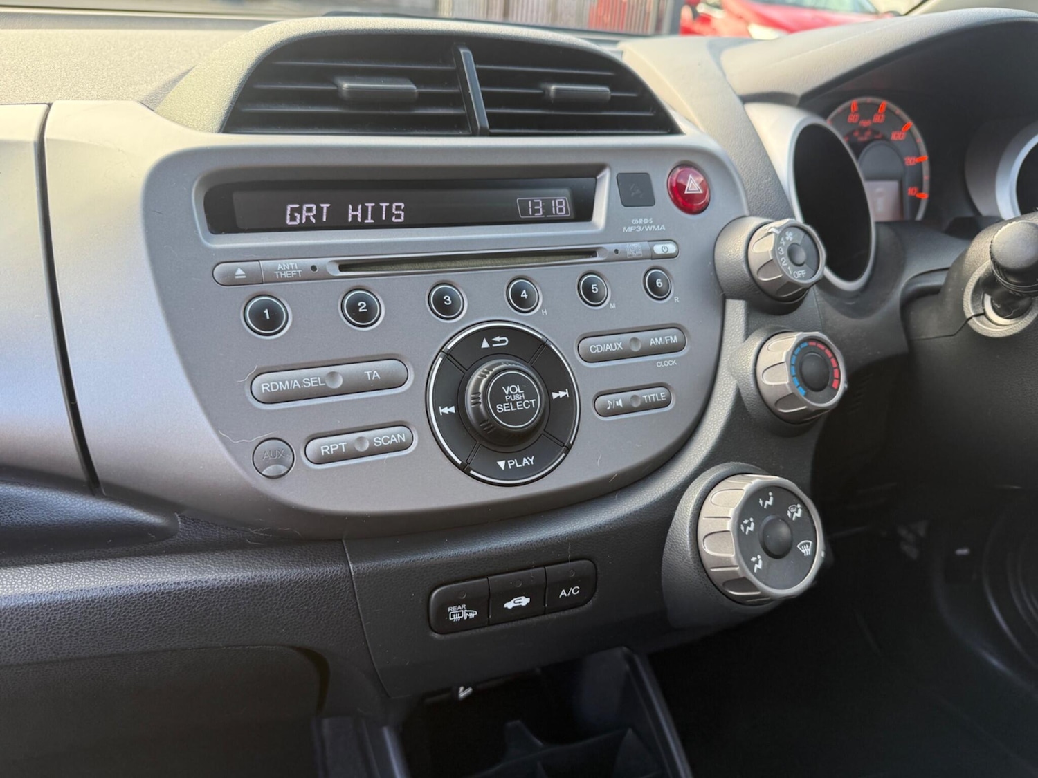 Used Honda Jazz 2009 for sale - 76832705: Photo 20