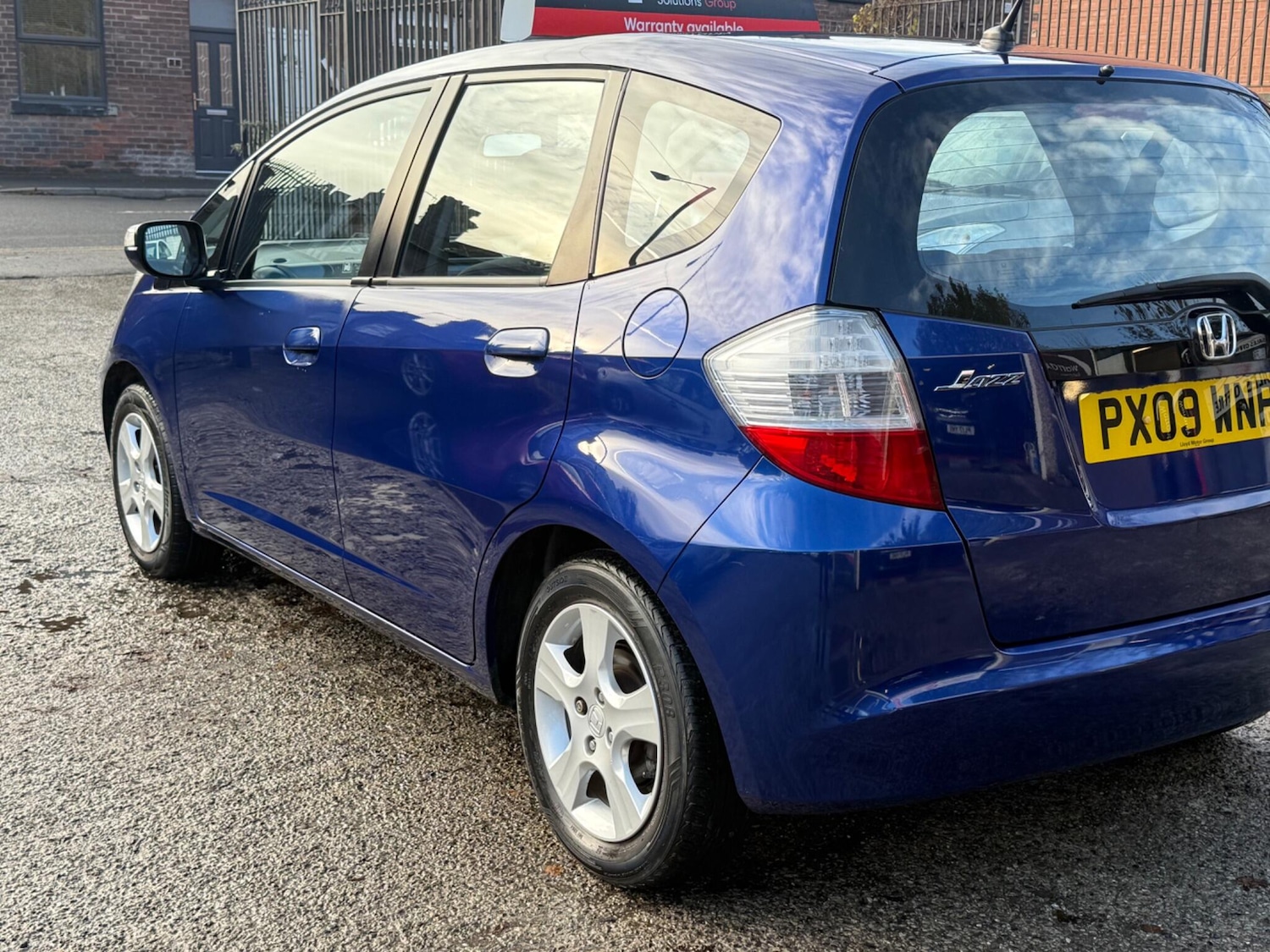 Used Honda Jazz 2009 for sale - 76832705: Photo 9