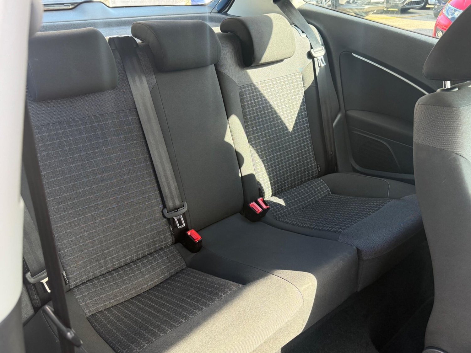 Used Volkswagen Polo 2015 for sale - 76122797: Photo 21
