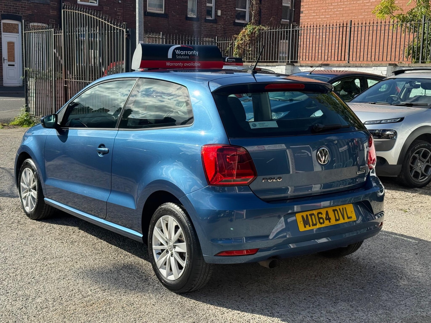 Used Volkswagen Polo 2015 for sale - 76122797: Photo 4