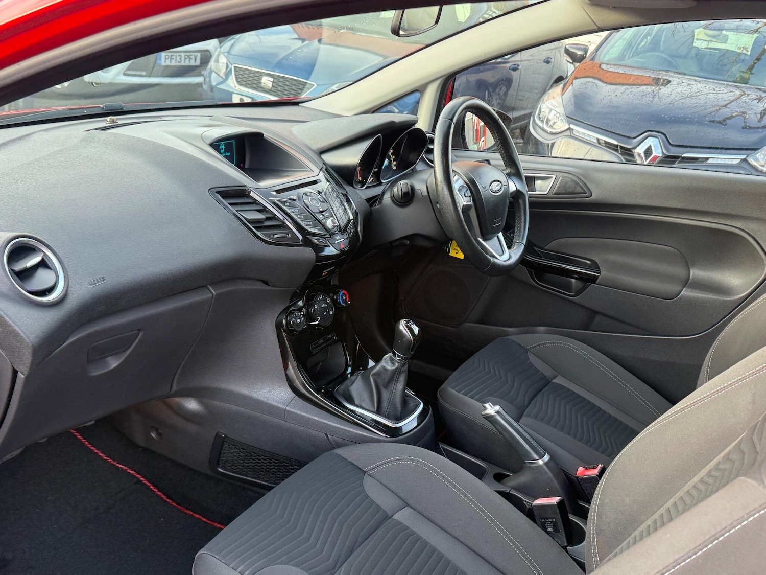 Used Ford Fiesta 2015 for sale - 76965082: Photo 17