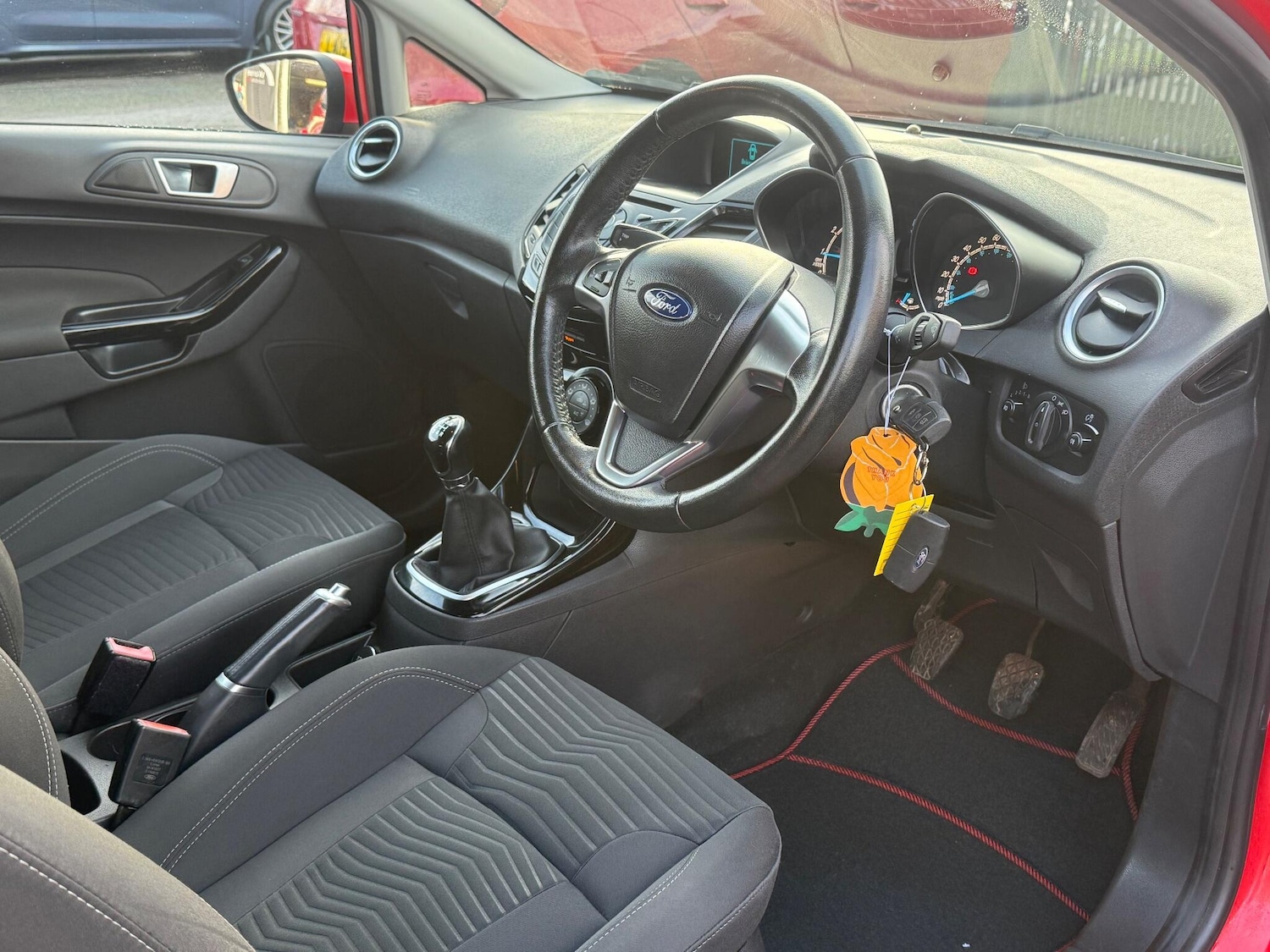 Used Ford Fiesta 2015 for sale - 76965082: Photo 25