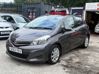 Used Toyota Yaris 2013 for sale - 75657691: Photo