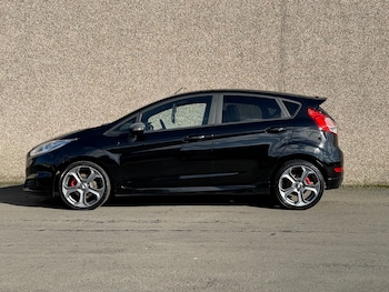 Used Ford Fiesta 2017 for sale - 77796814: Photo