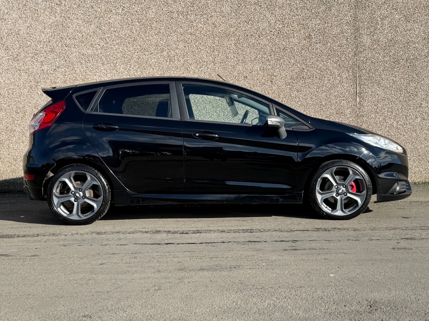 Used Ford Fiesta 2017 for sale - 77796814: Photo 4