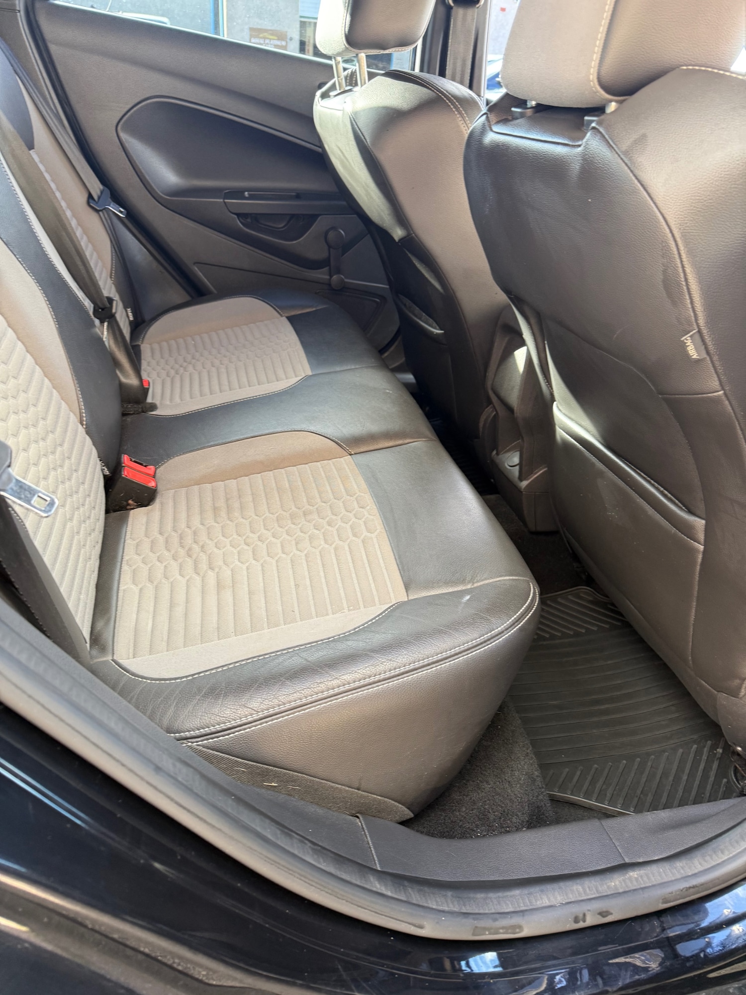 Used Ford Fiesta 2017 for sale - 77796814: Photo 9