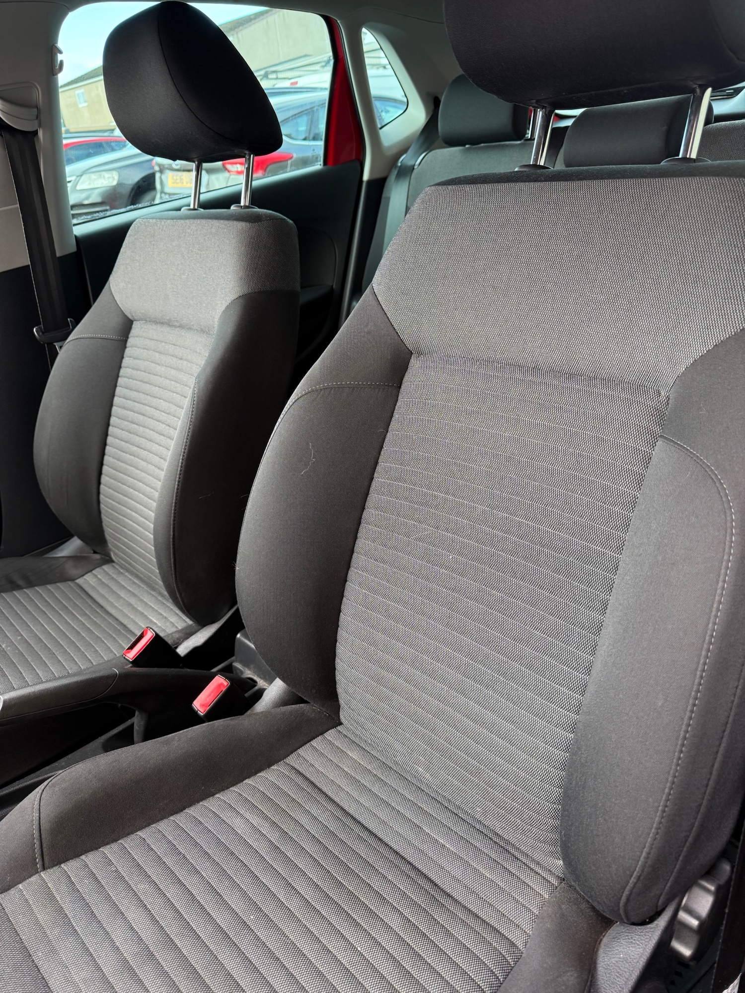 Used Volkswagen Polo 2013 for sale - 77720577: Photo 9