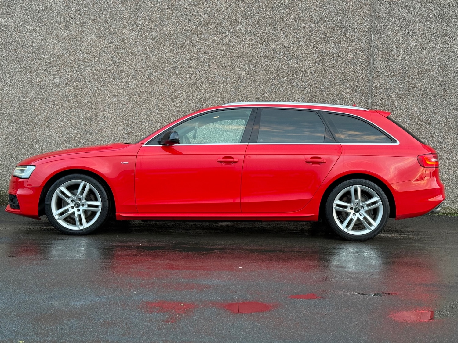 Used Audi A4 2015 for sale - 77237206: Photo 4