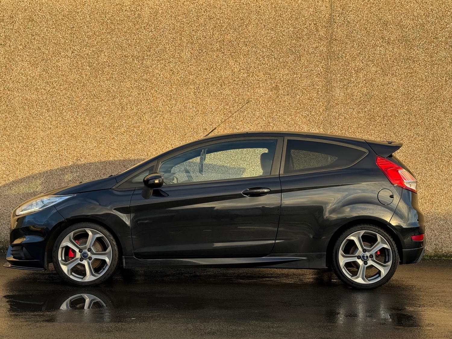 Used Ford Fiesta 2014 for sale - 76794791: Photo 4