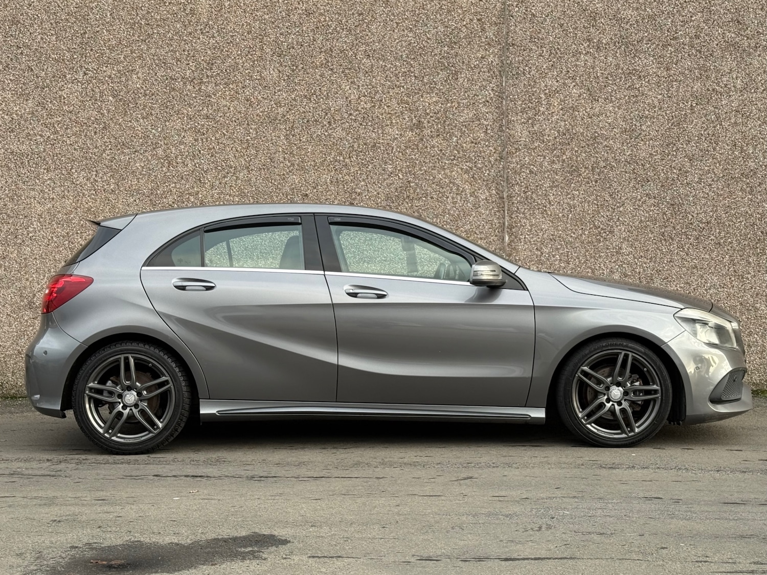 Used Mercedes-Benz A-Class 2016 for sale - 76906124: Photo 4