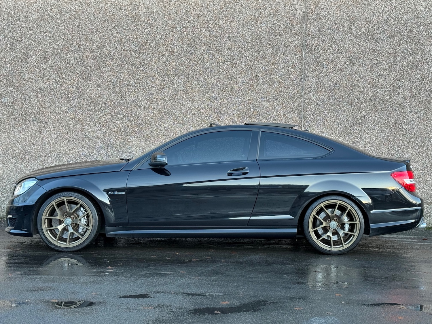 Used Mercedes-Benz C Class 2014 for sale - 76864225: Photo 2