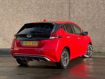 Used Nissan Leaf 2022 for sale - 76963738: Photo