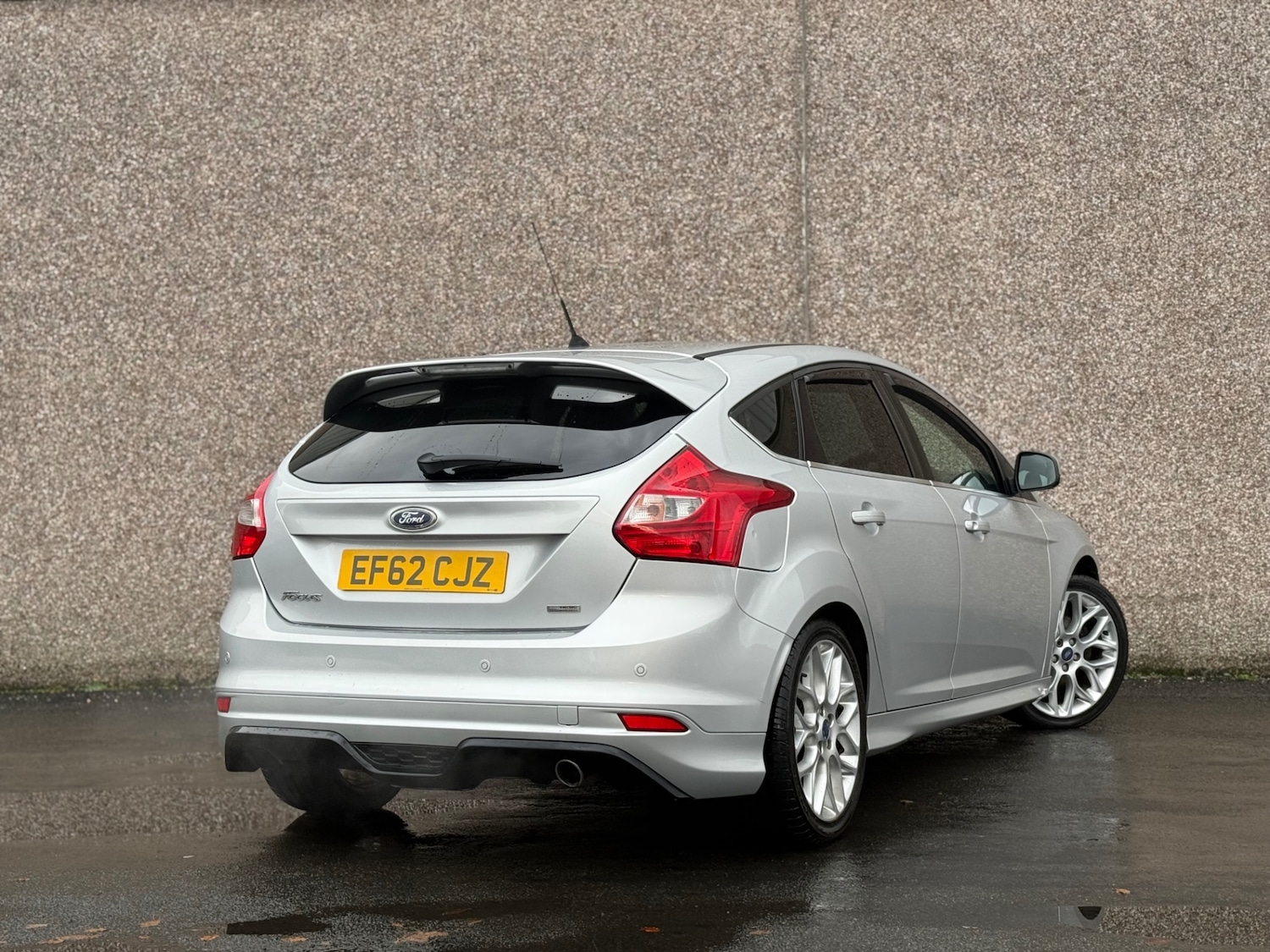 Used Ford Focus 2012 for sale - 76483131: Photo 3