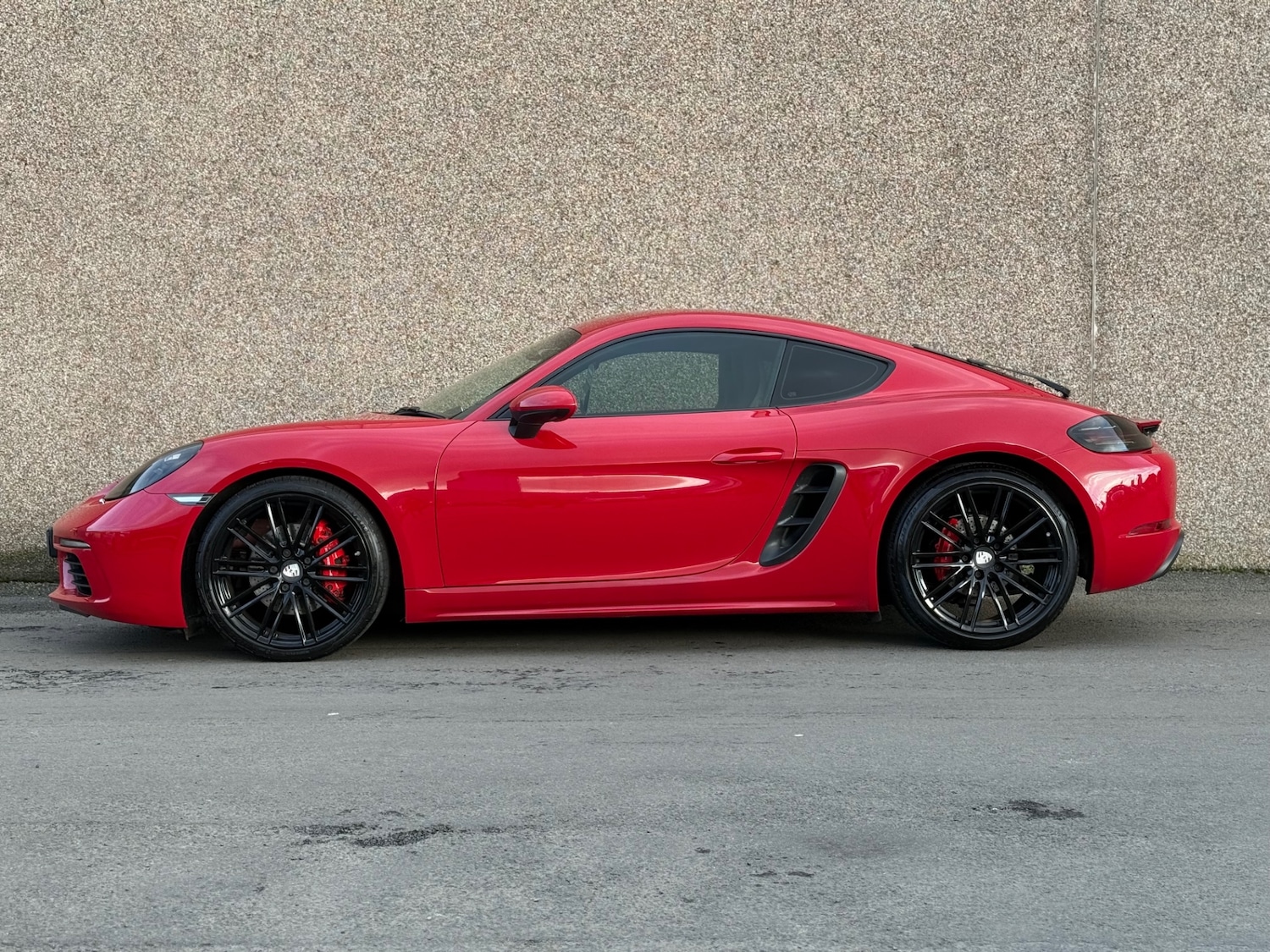 Used Porsche Cayman 2016 for sale - 77650775: Photo 2