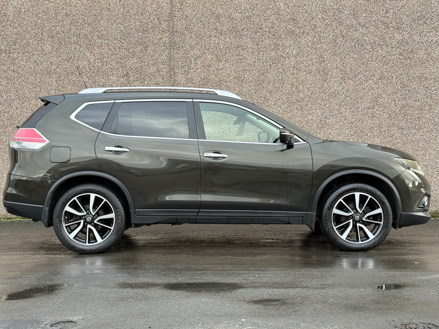 Used Nissan X-Trail 2015 for sale - 76682665: Photo 4