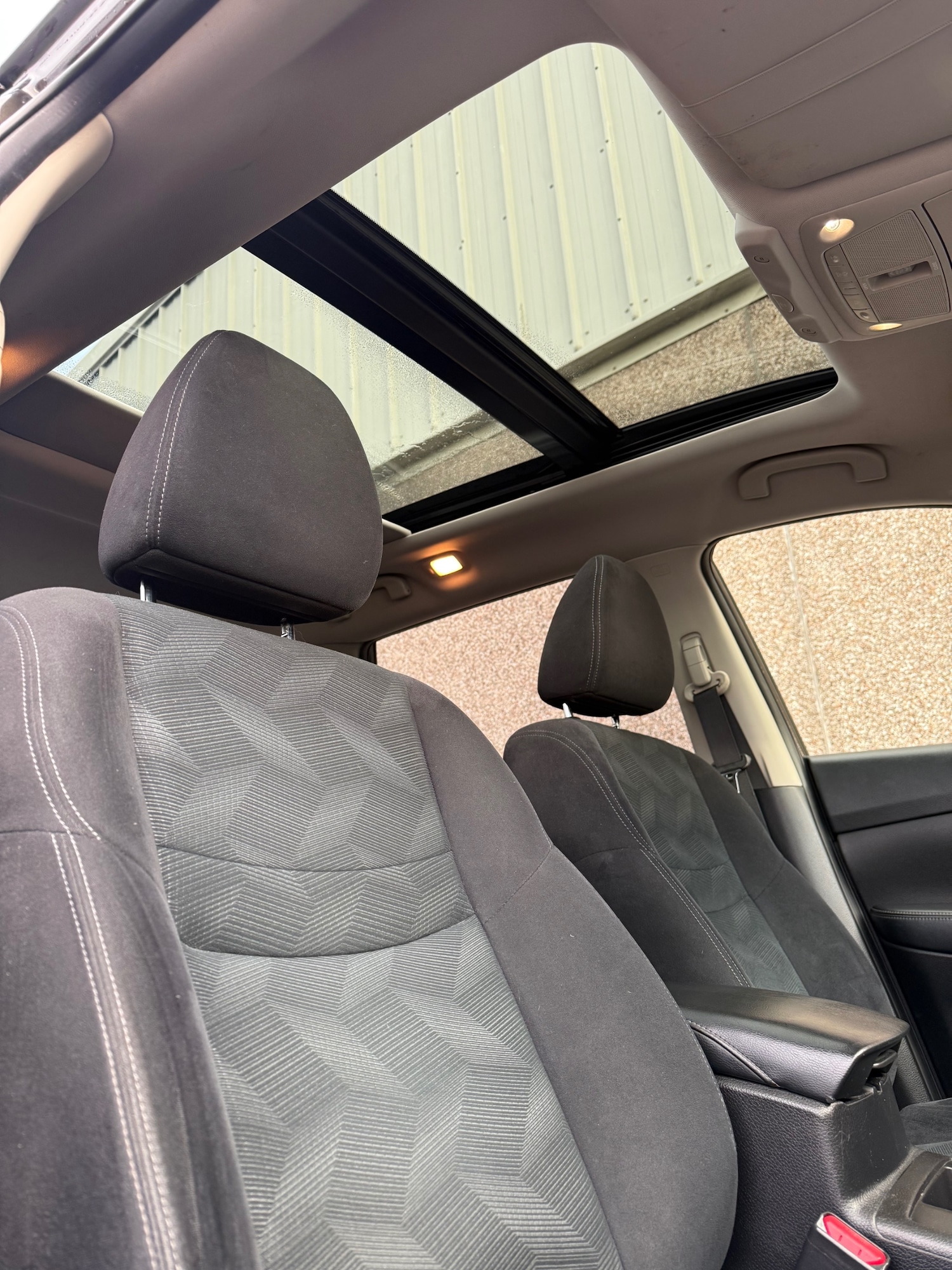 Used Nissan X-Trail 2015 for sale - 76682665: Photo 8