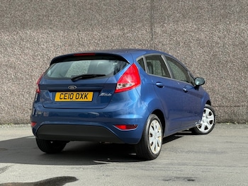 Used Ford Fiesta 2010 for sale - 75948999: Photo