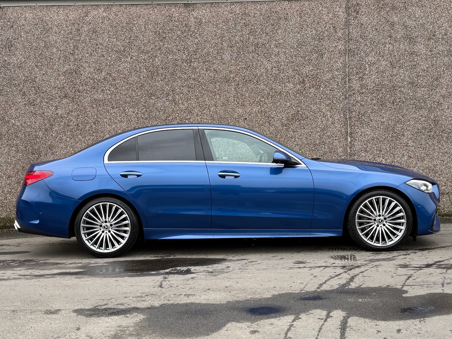 Used Mercedes-Benz C Class 2023 for sale - 77848881: Photo 4