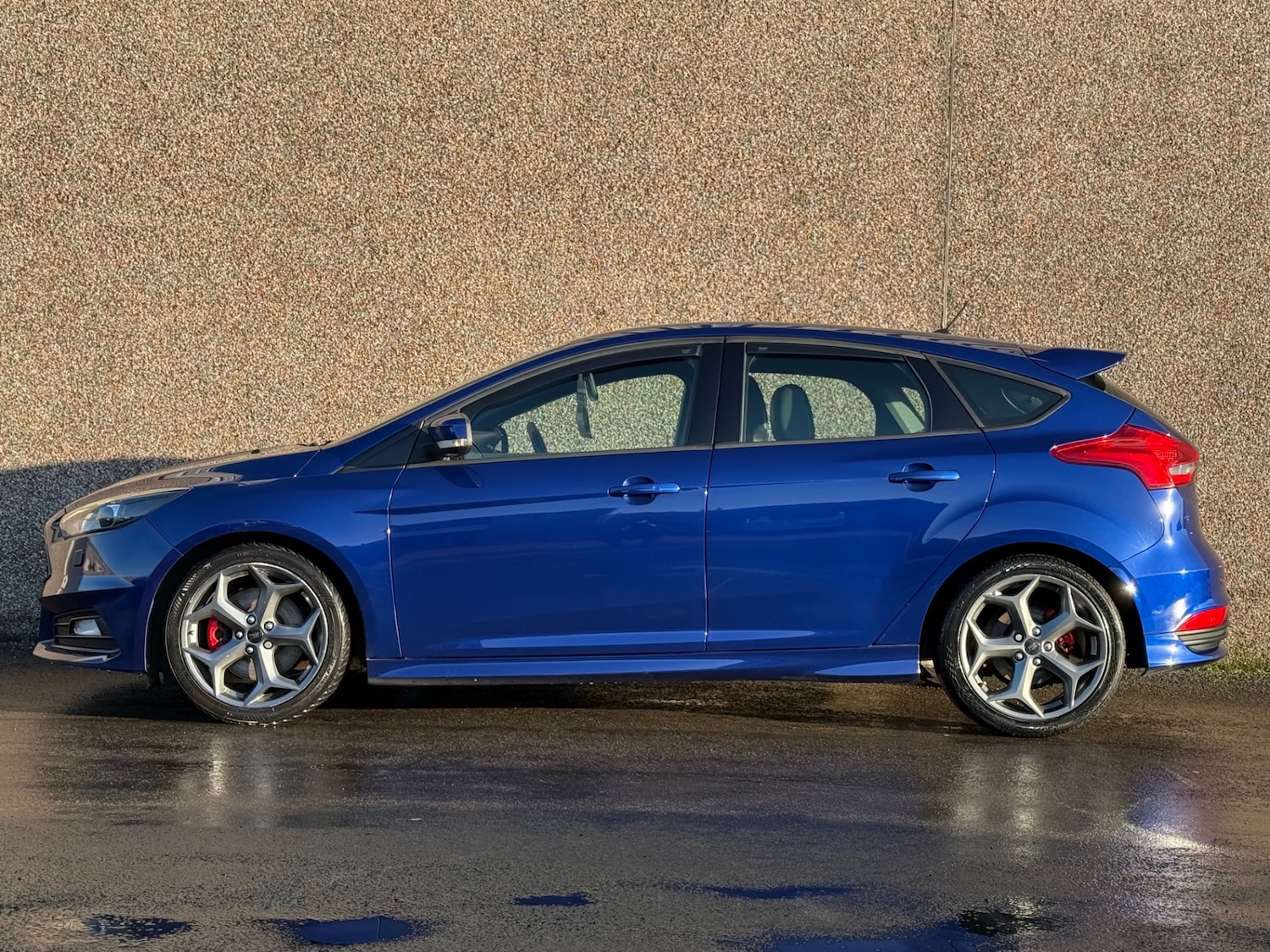 Used Ford Focus 2016 for sale - 77014997: Photo 2