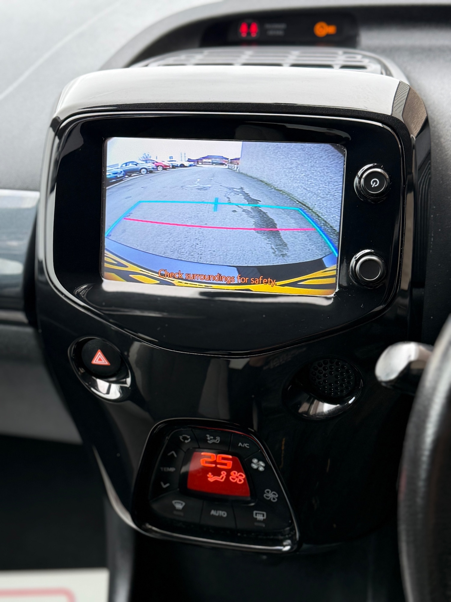 Used Toyota AYGO 2017 for sale - 78001342: Photo 12