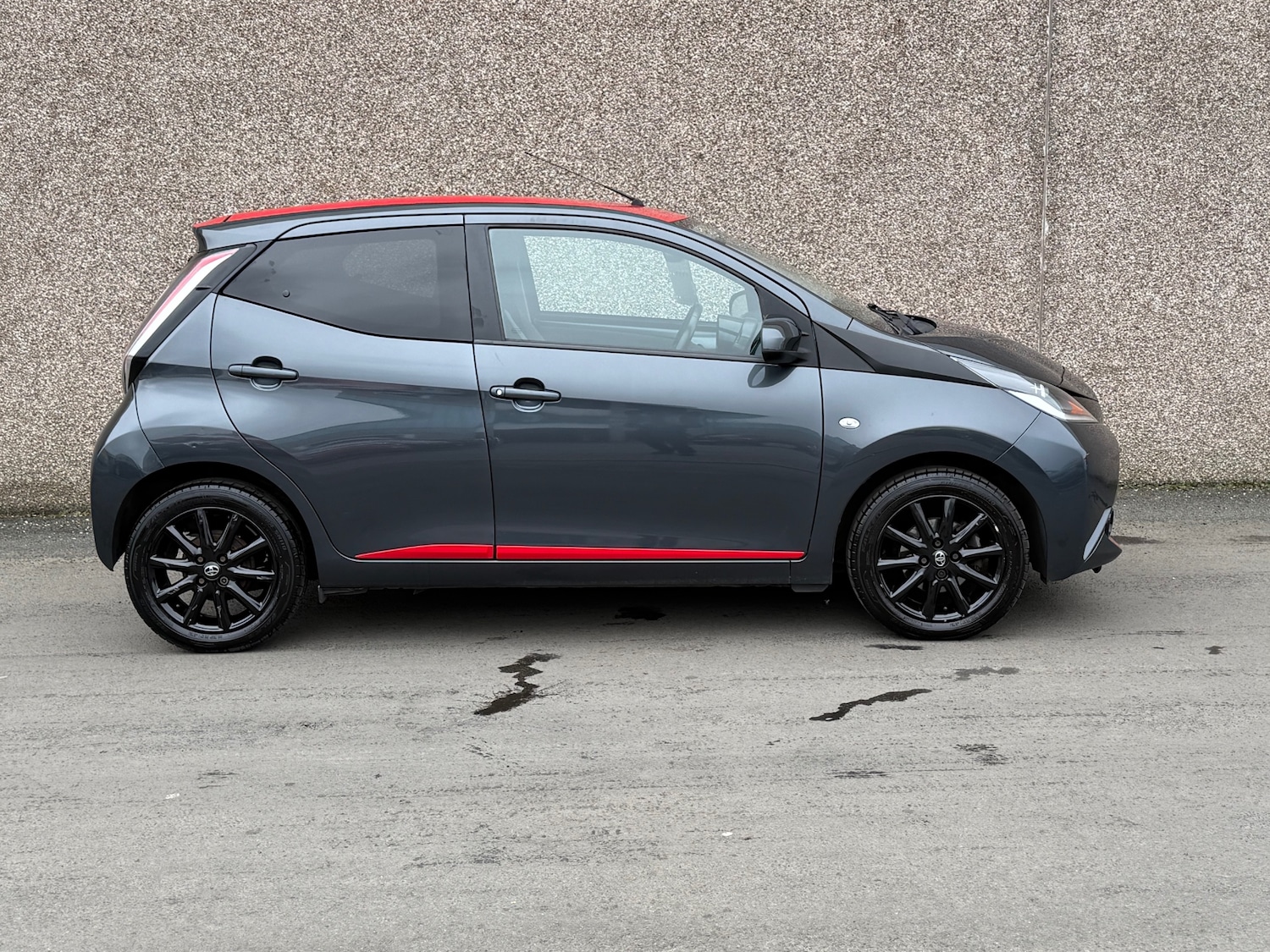 Used Toyota AYGO 2017 for sale - 78001342: Photo 4