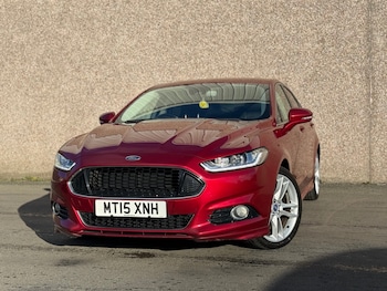 2015 (15) - 2.0 TDCi Titanium 5dr